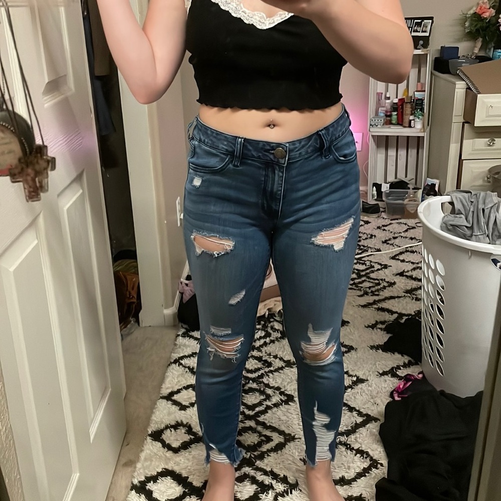 American eagle US size 10 ripped jeans